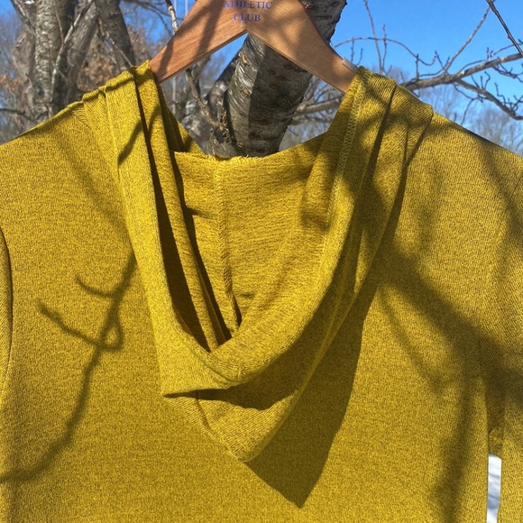 Hoodie Tunic with Pockets - Picture 11 of 12